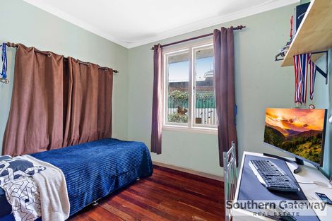 Property photo of 31 Winchester Road Armadale WA 6112