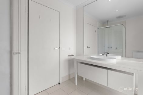 Property photo of 13 Orana Way Springvale VIC 3171