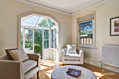 Property photo of 16 Henrietta Street Hawthorn VIC 3122