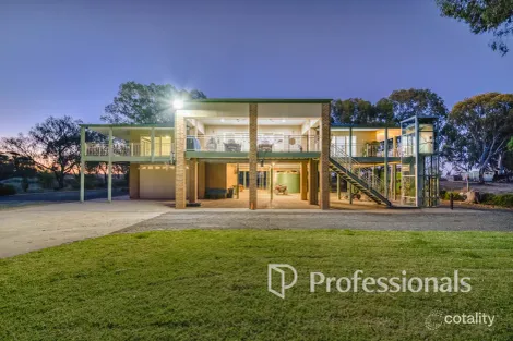 127 Murray Rd, Curlwaa, NSW 2648