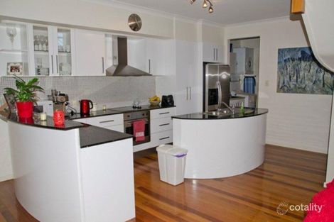 Property photo of 2/58 William Street Southport QLD 4215