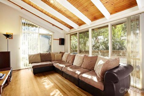 Property photo of 27 Bainbridge Drive Eltham VIC 3095