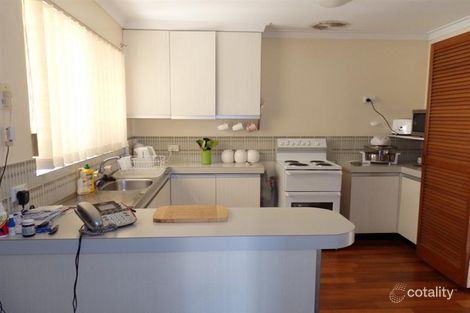 Property photo of 11 Tobin Way Cooloongup WA 6168