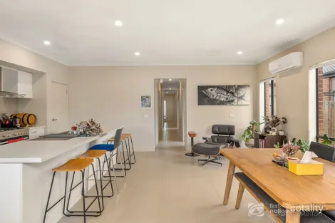 Property photo of 8 Corak Street Eynesbury VIC 3338