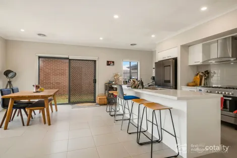 Property photo of 8 Corak Street Eynesbury VIC 3338