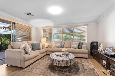 33 Salamanca Pkwy, Port Kennedy, WA 6172