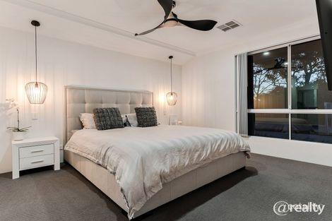 Property photo of 12 Dornoch Way Meadow Springs WA 6210