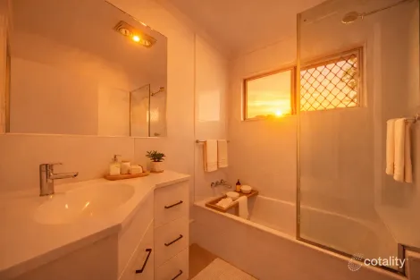 Property photo of 176 Herses Road Eagleby QLD 4207