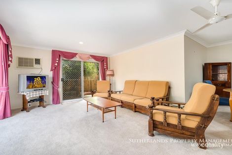 Property photo of 2/6 Riccarton Place Labrador QLD 4215