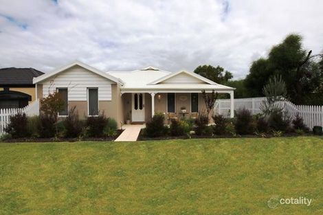 16 Jubata Gdns, Dudley Park, WA 6210