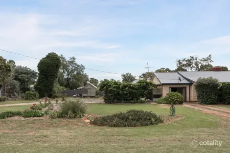38 Jude St, Howlong, NSW 2643