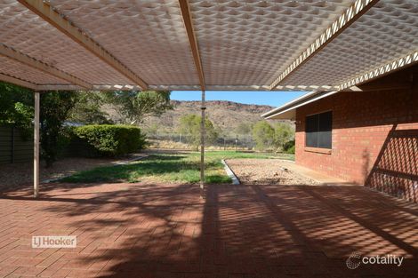 Property photo of 14 Hillside Gardens Desert Springs NT 0870
