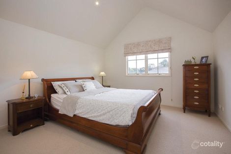 Property photo of 32 Raynes Street Balwyn VIC 3103