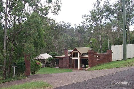 Property photo of 35 Illoura Grove Karana Downs QLD 4306