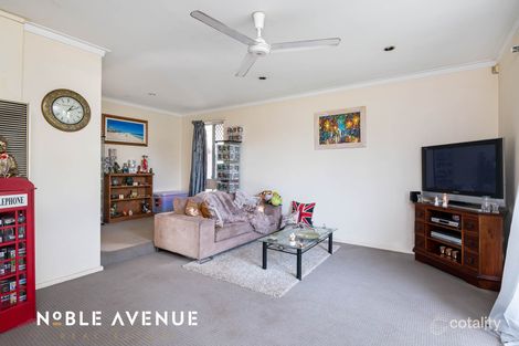 Property photo of 27 Gemmell Way Hillarys WA 6025