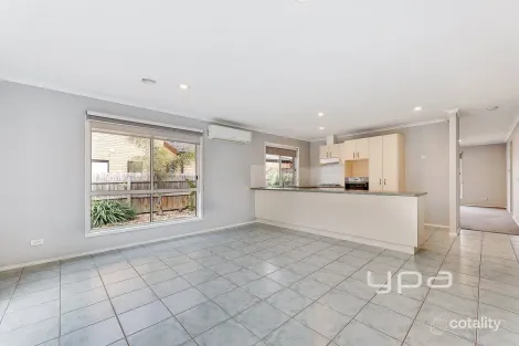Property photo of 30 Kenswick Drive Hillside VIC 3037