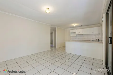 Property photo of 8 Ruggles Court McDowall QLD 4053