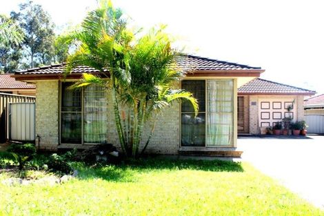 48 Bossley Rd, Bossley Park, NSW 2176