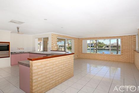 Property photo of 26 Waterside Drive Dudley Park WA 6210