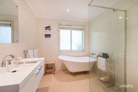 Property photo of 2 Gilba Avenue Ocean Shores NSW 2483