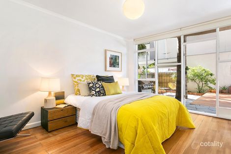 Property photo of 20/11 Marine Parade St Kilda VIC 3182