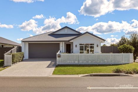 15 Cerulean St, Newport, QLD 4020