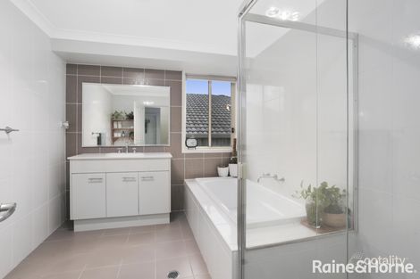 Property photo of 22E Ben Lomond Road Minto NSW 2566