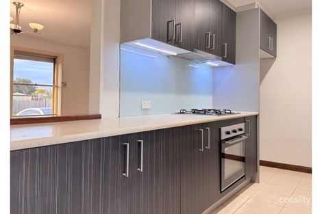 Property photo of 15 Rautman Crescent Sunshine West VIC 3020