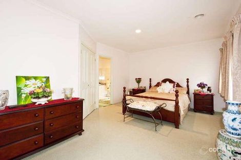 Property photo of 27 River Park Terrace Maribyrnong VIC 3032