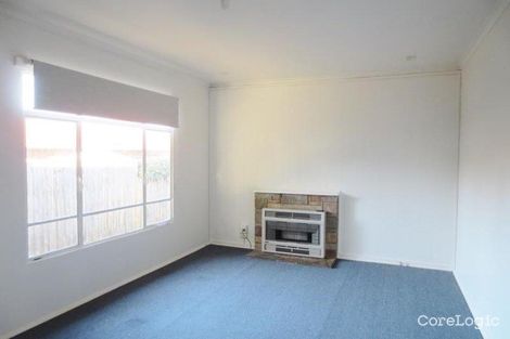 Property photo of 1/10 Crecy Court Heidelberg West VIC 3081