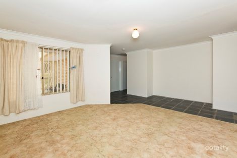 Property photo of 8 Burton Retreat Stratton WA 6056