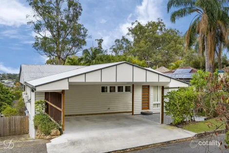 Property photo of 35 Kumbari Crescent Mitchelton QLD 4053