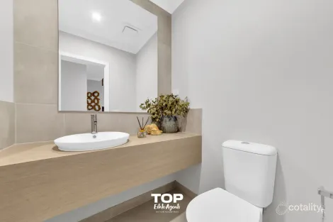Property photo of 62 Caribbean Circuit Clyde VIC 3978