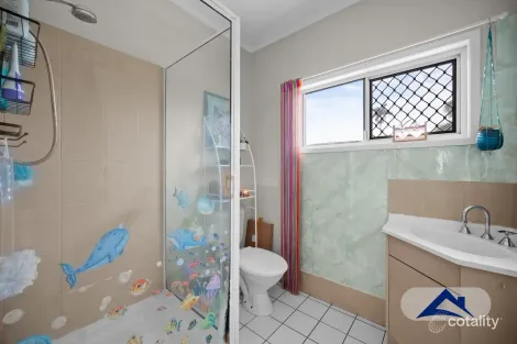 Property photo of 1/690-692 Bruce Highway Woree QLD 4868