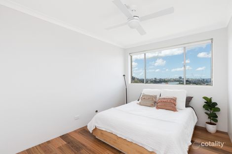 Property photo of 28/15-19 Bellevue Terrace St Lucia QLD 4067