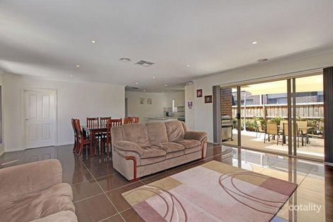 Property photo of 5 Canterbury Grove Epping VIC 3076