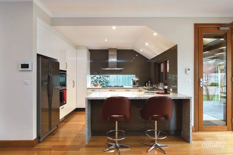 Property photo of 10 Mackie Grove Brighton East VIC 3187