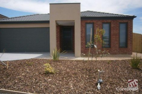 Property photo of 32 Barwick Road Sunbury VIC 3429