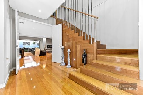 Property photo of 12 Aitchison Court Glen Waverley VIC 3150