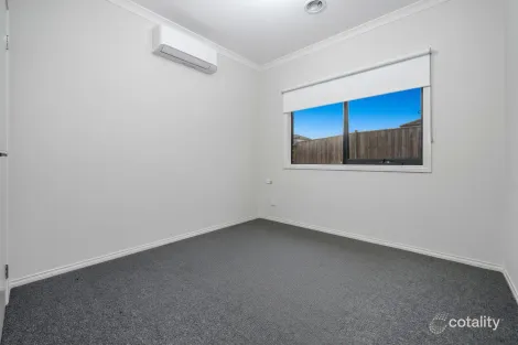 Property photo of 8 Scone Street Cranbourne East VIC 3977