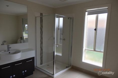 Property photo of 13 Romek Way Truganina VIC 3029