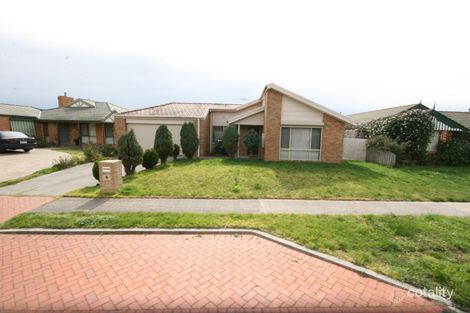 121 Waradgery Dr, Rowville, VIC 3178