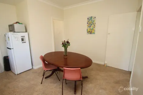 Property photo of 4 Erindee Avenue Tenterfield NSW 2372