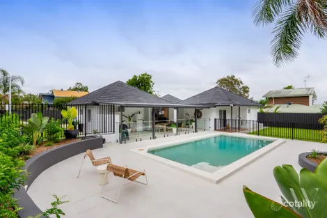 Property photo of 5 Cooloola Drive Rainbow Beach QLD 4581