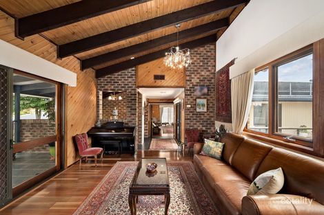 Property photo of 28 Dash Crescent Fadden ACT 2904
