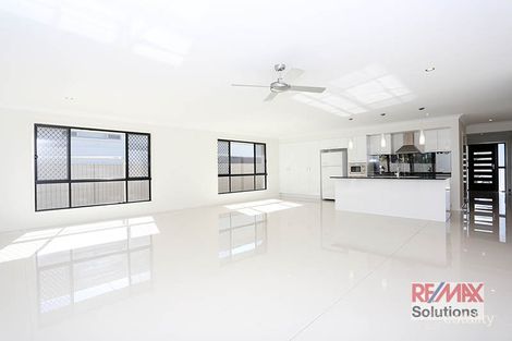 Property photo of 4 Honour Place Bridgeman Downs QLD 4035