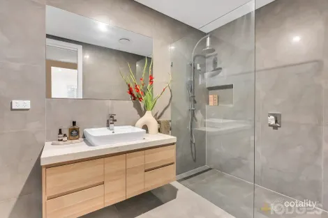 Property photo of 2/60 Naples Road Mentone VIC 3194