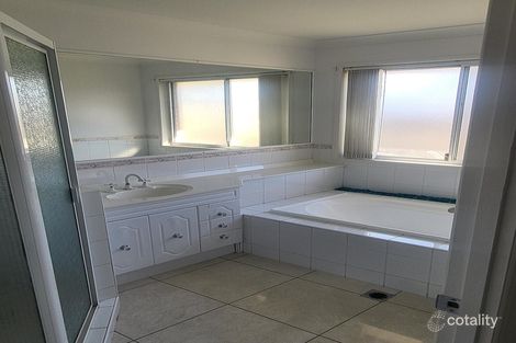 42 Boronia Ave, Daisy Hill, QLD 4127