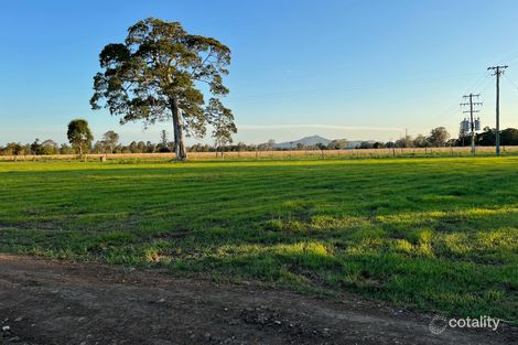 30 Pidgeons Rd, Tiaro, QLD 4650