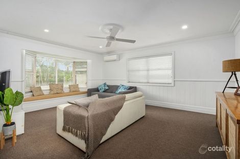 Property photo of 14 Creekview Street Helensvale QLD 4212